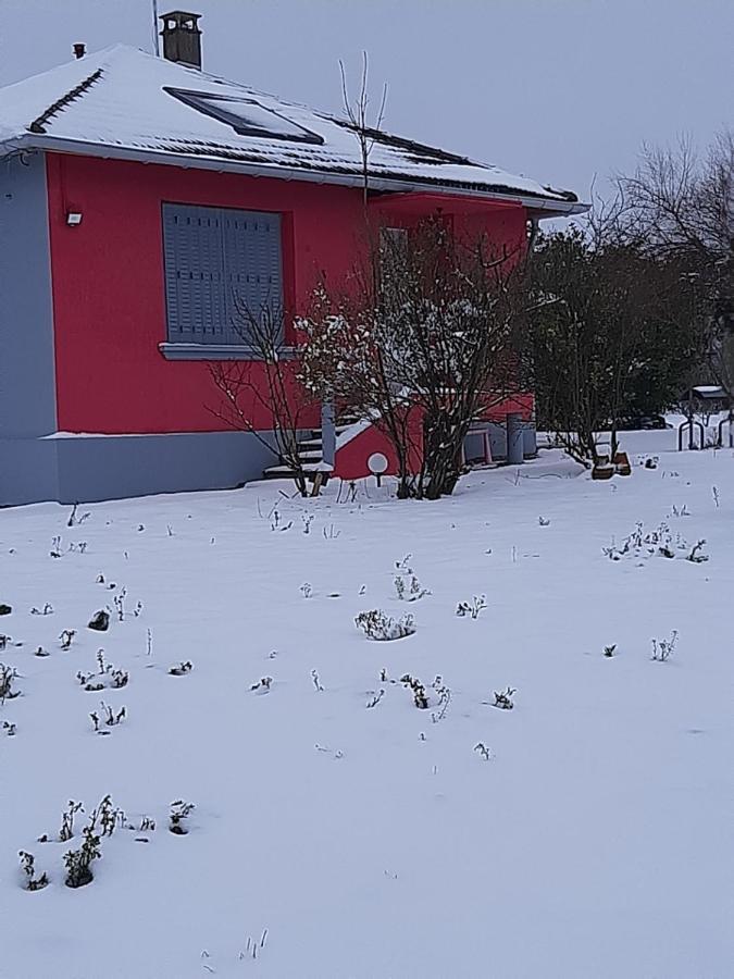 Gite De La Maison Du L.A.C Simard ภายนอก รูปภาพ